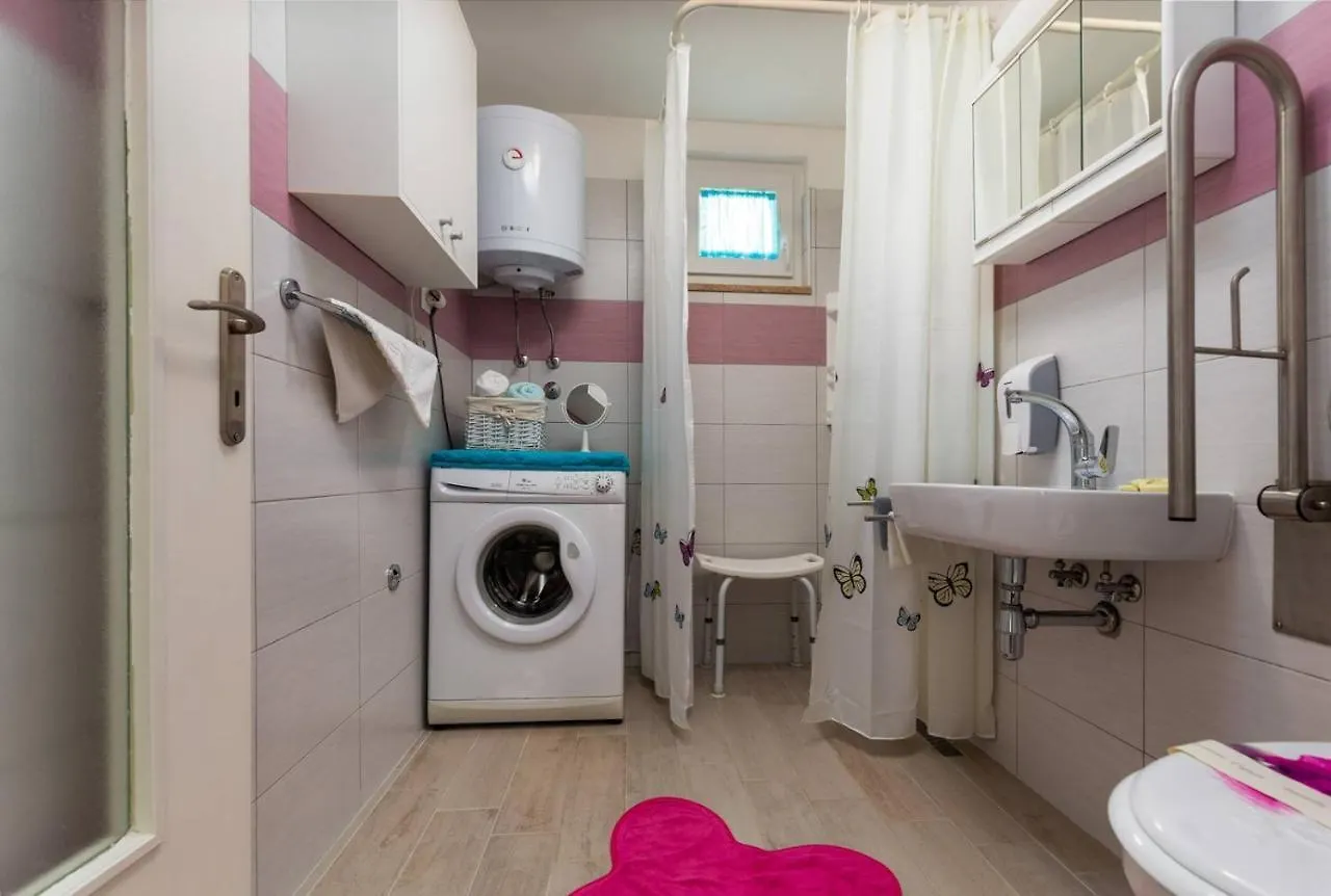 Eco Apartment Nik A2+2 For 4 Pax In The Natural Environment Of Porec Nova Vas  0*, Nova Vas (Porec) Kroatien